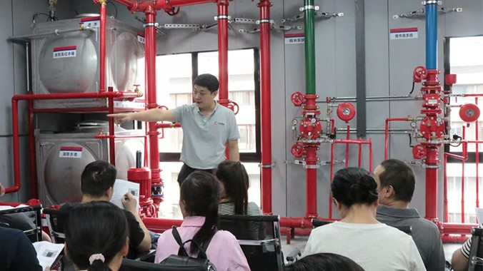 消防職業(yè)技能培訓(xùn)：打造安全衛(wèi)士！